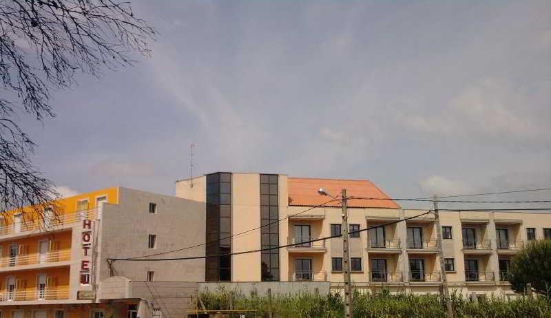 Duerming Montalvo Playa Hotel Exterior foto